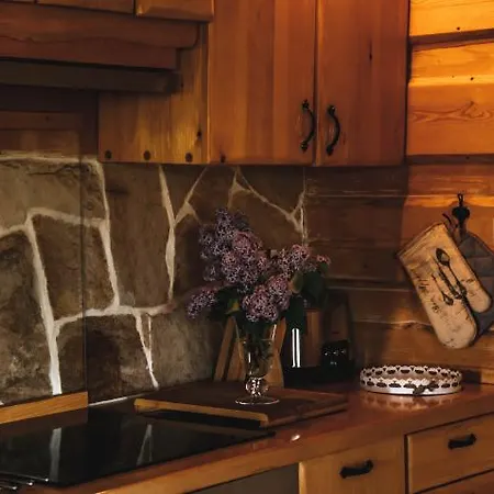 Wichrowe Wzgorze 木屋 克雷尼察