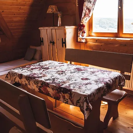 Wichrowe Wzgorze 木屋 克雷尼察